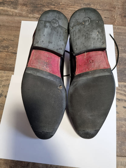 Derbies noires et rouges